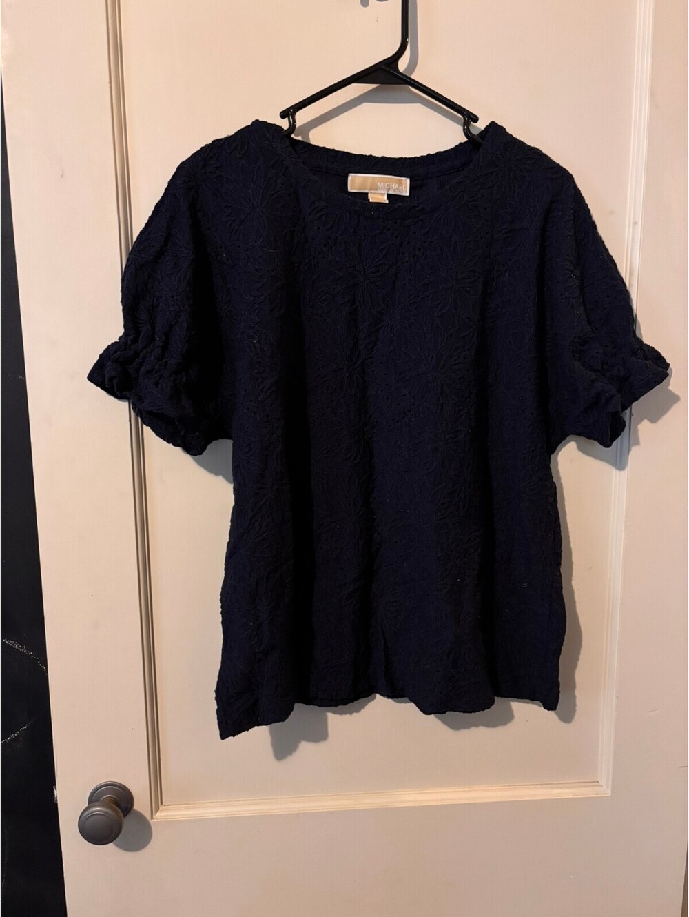 Michael Kors navy textured short sleeve blouse Large